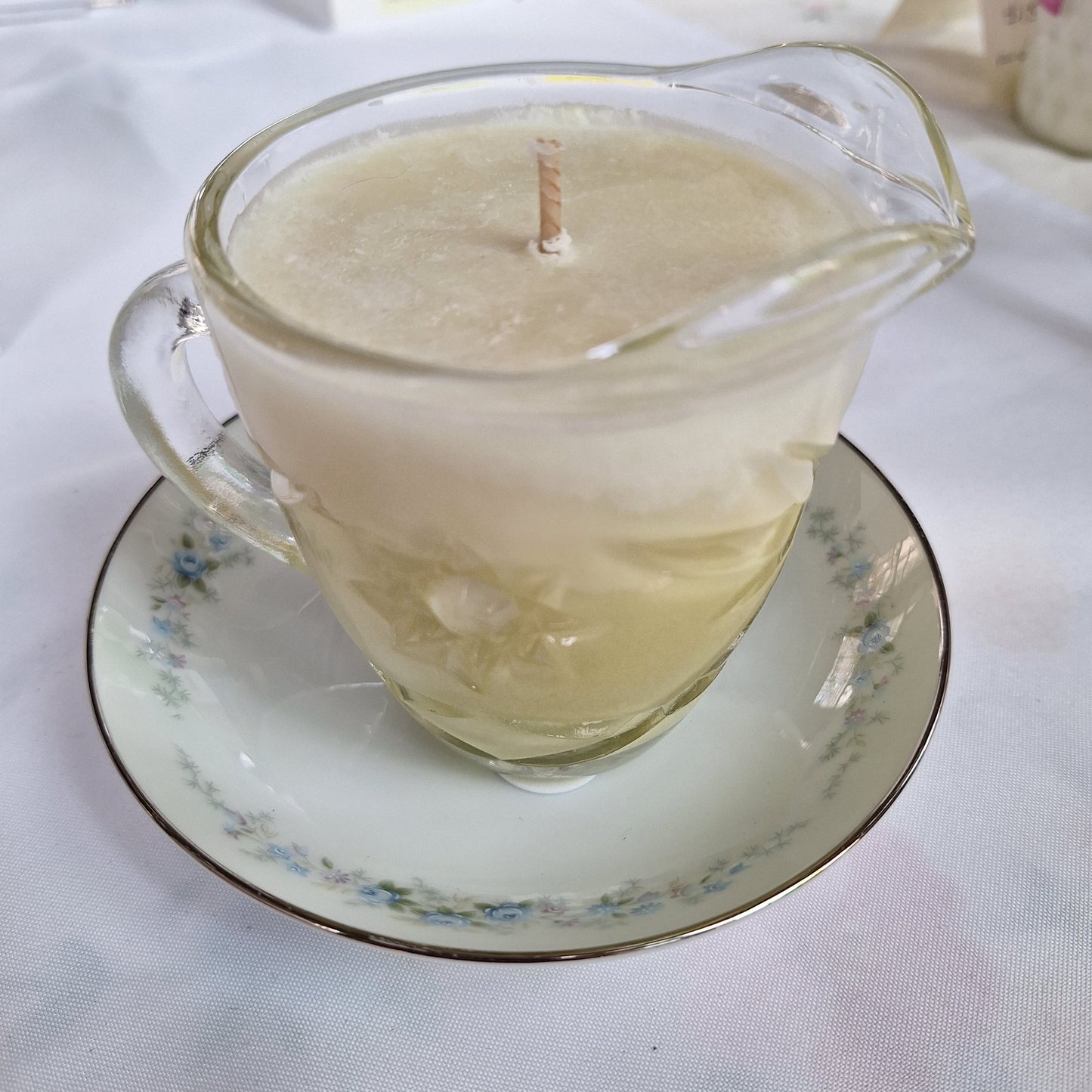 Noritake Roseberry 8 oz Massage Oil Candle