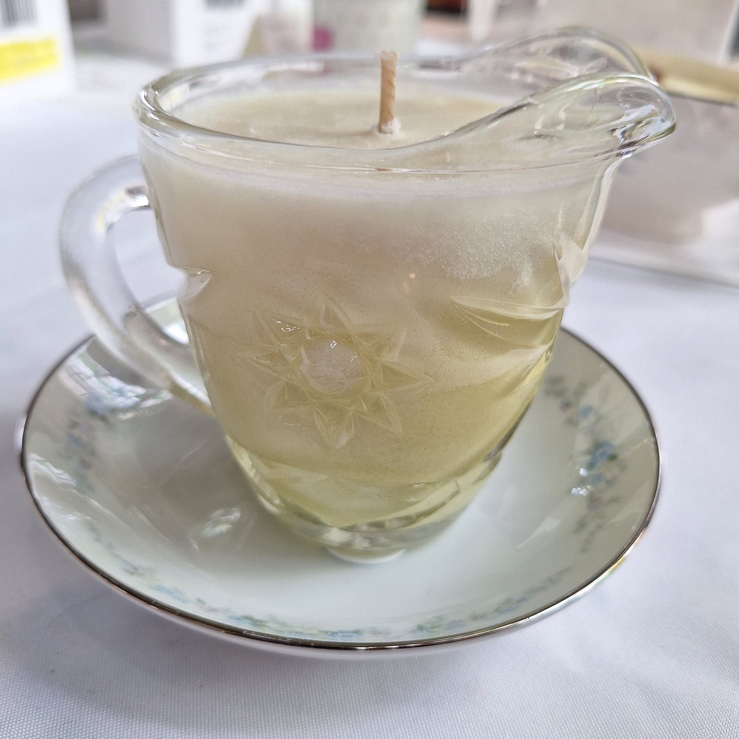 Noritake Roseberry 8 oz Massage Oil Candle