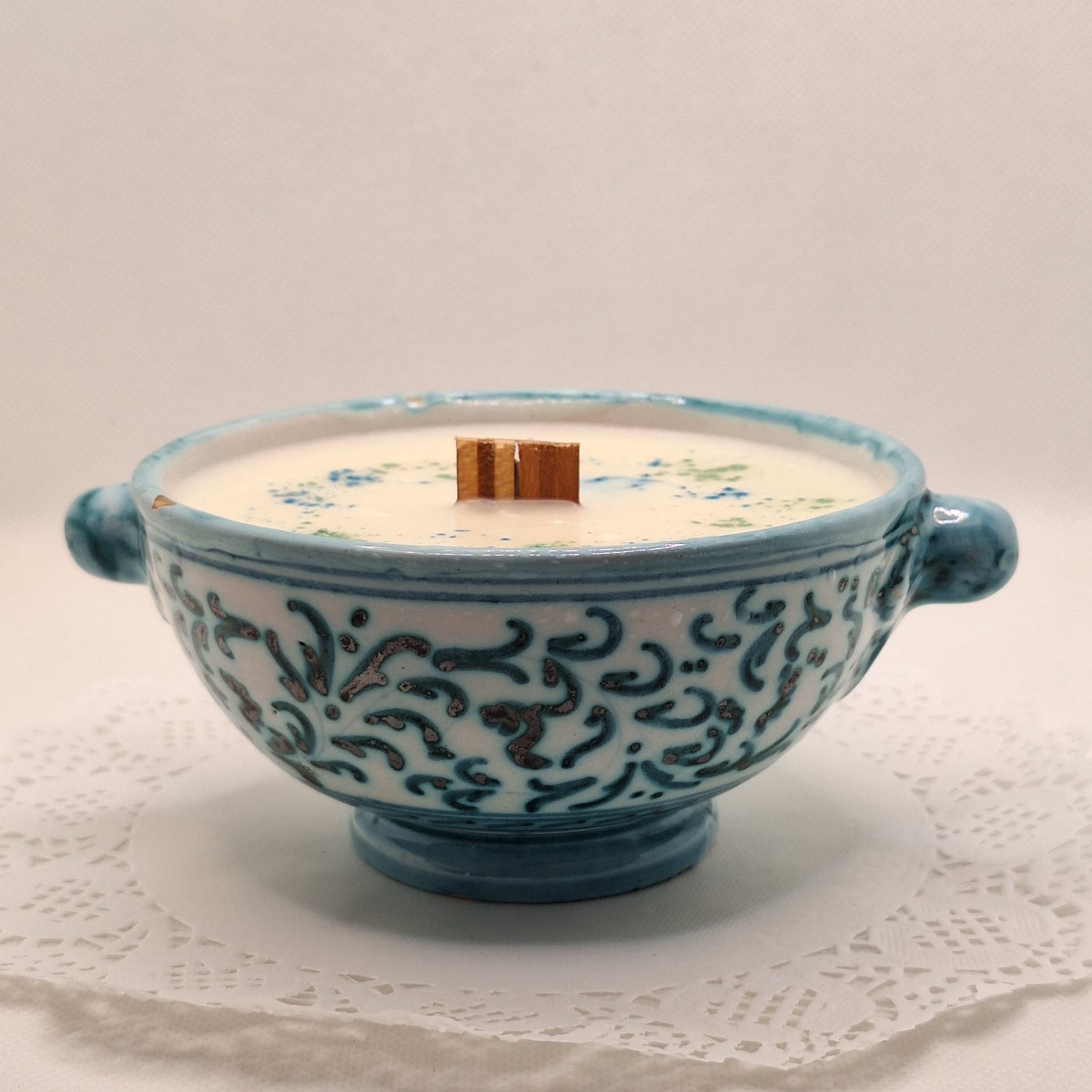 Vintage Deruta Pottery 6 oz Lidded Dish Wood Wick Candles