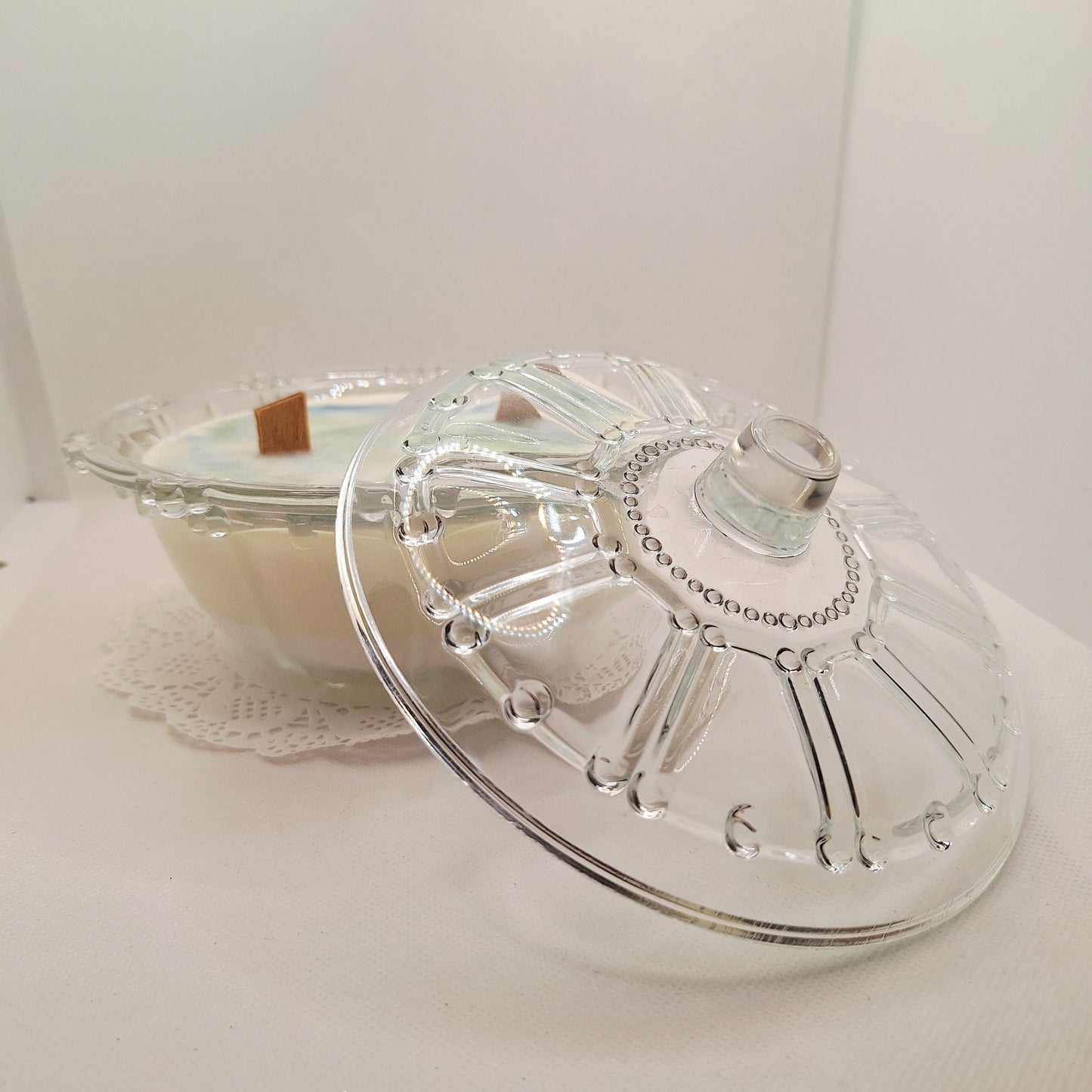 Vintage KIG Indonesia 16 oz Lidded Dish Candle