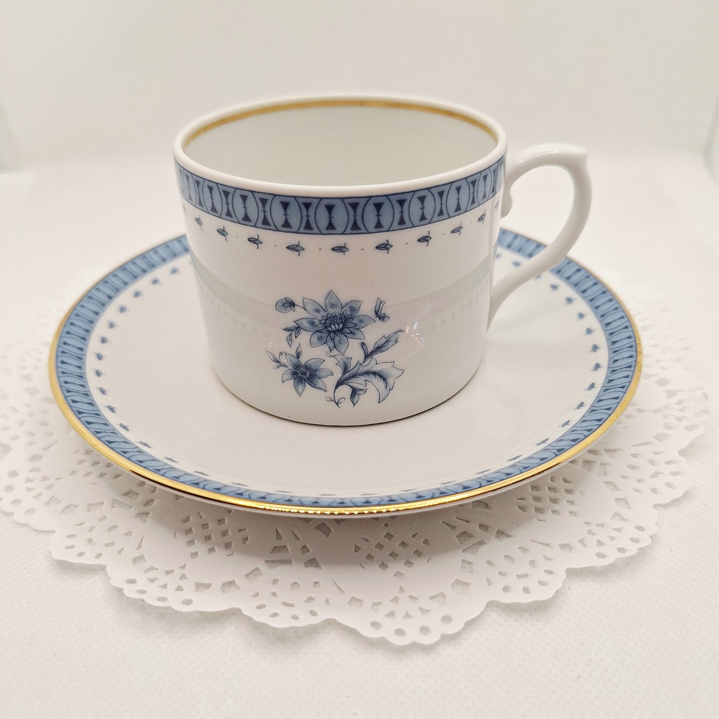 Vista Alegre 5 oz Teacup and Saucer Candles