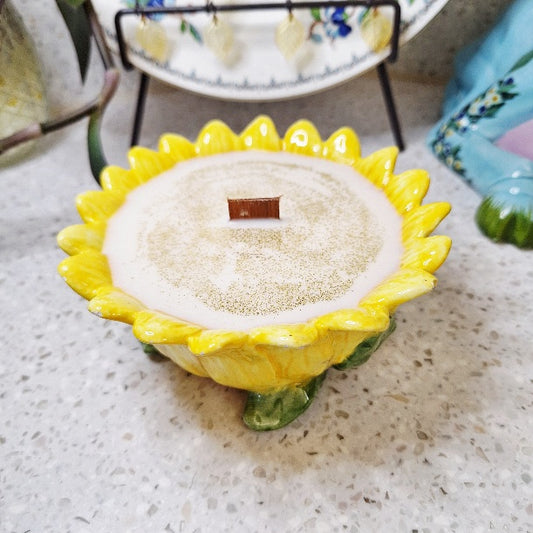 Ceramic Sunflower 5 oz Soy Wax Candle