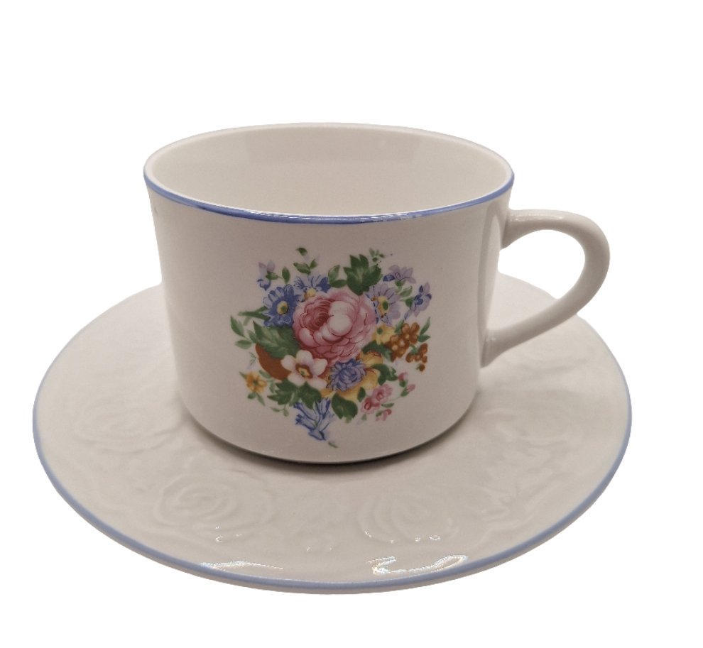 Tabletops Unlimited Victorian Rose 8 oz Teacup and Saucer Candles