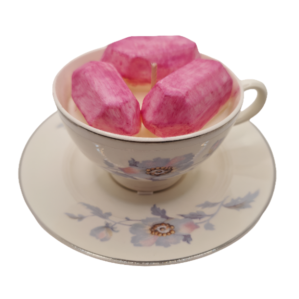 Salem Bryn Mawr 7 oz Molded Teacup and Saucer Candle