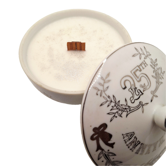 Lefton 25th Anniversary 8 oz Footed Dish Wood Wick Candle