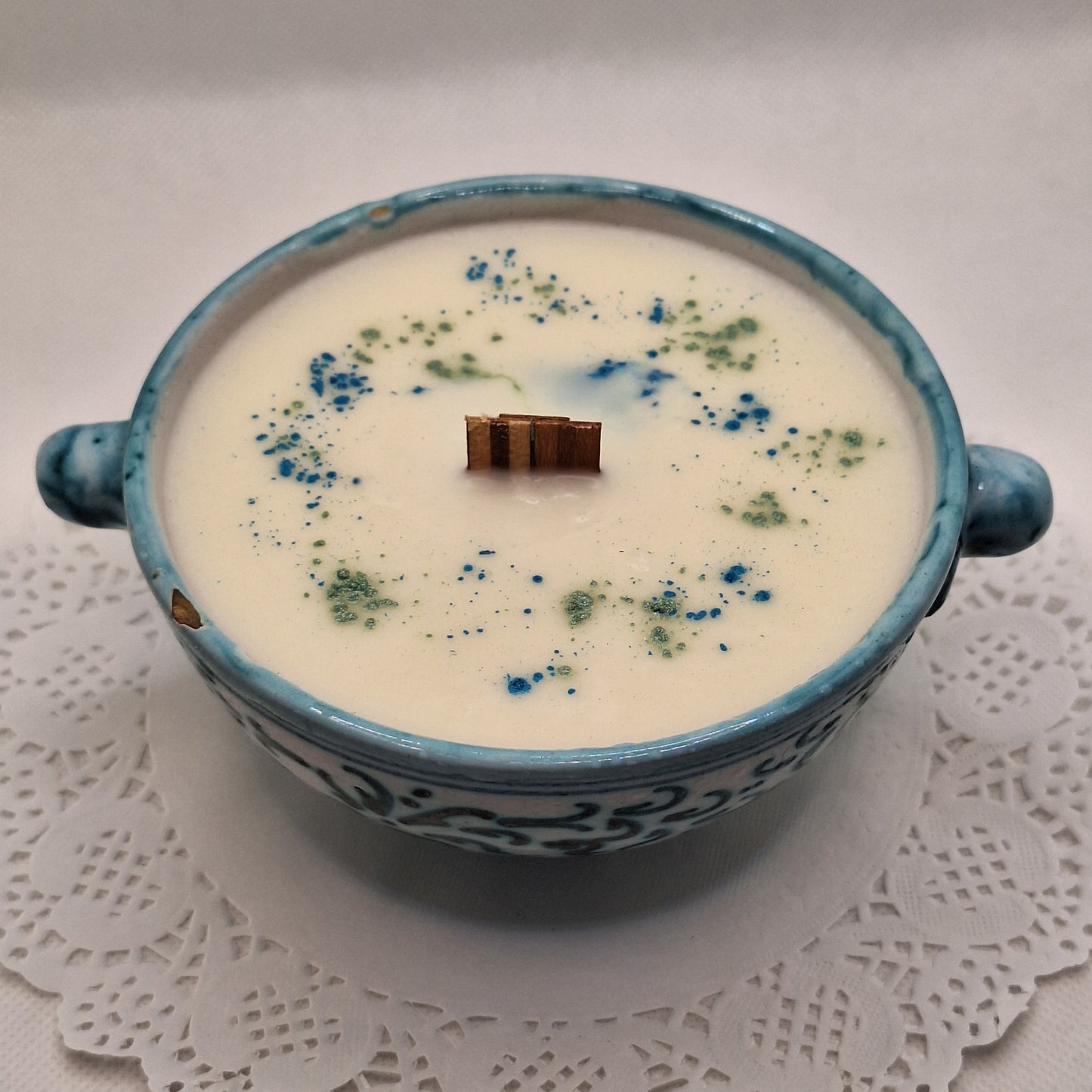 Vintage Deruta Pottery 6 oz Lidded Dish Wood Wick Candles