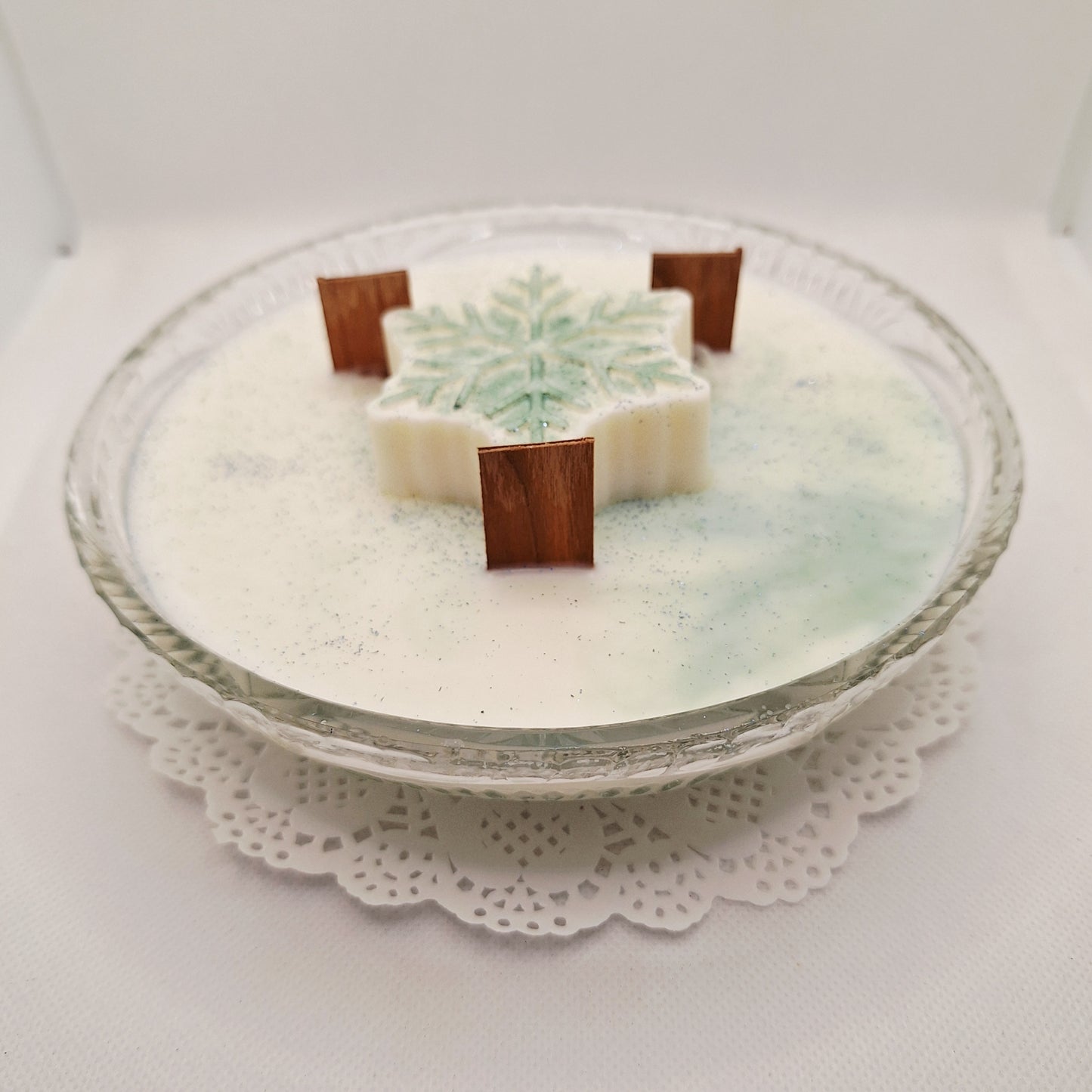 Lead Crystal Woodland Elves Wood Wick Candle