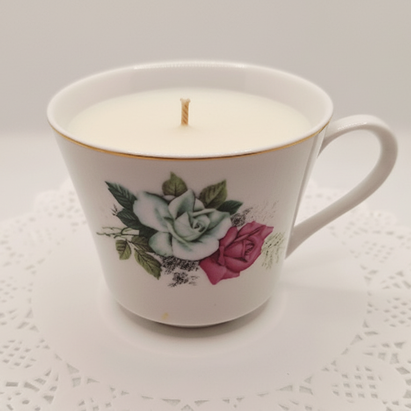 Art HK Porcelain Rose Teacup Candle