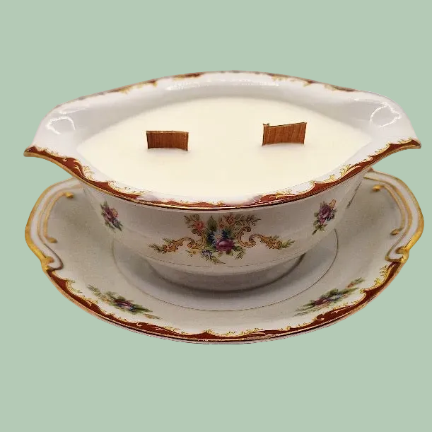 Harmony House Wembley Gravy Boat massage oil candle