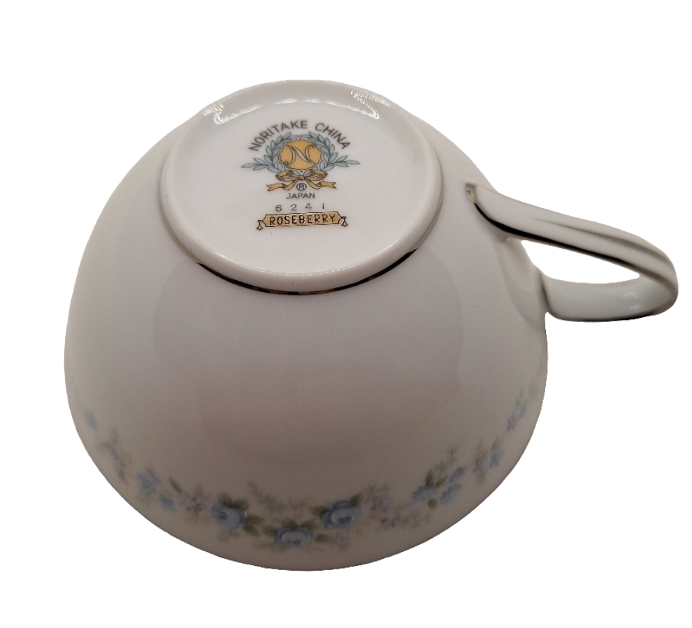 Noritake Roseberry 4 oz Teacup Candles