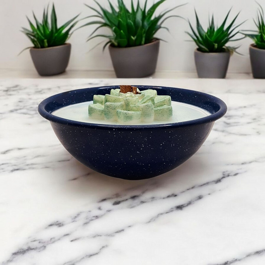 Vintage Enamelware Molded 12 oz Bowl Wood Wick Candle