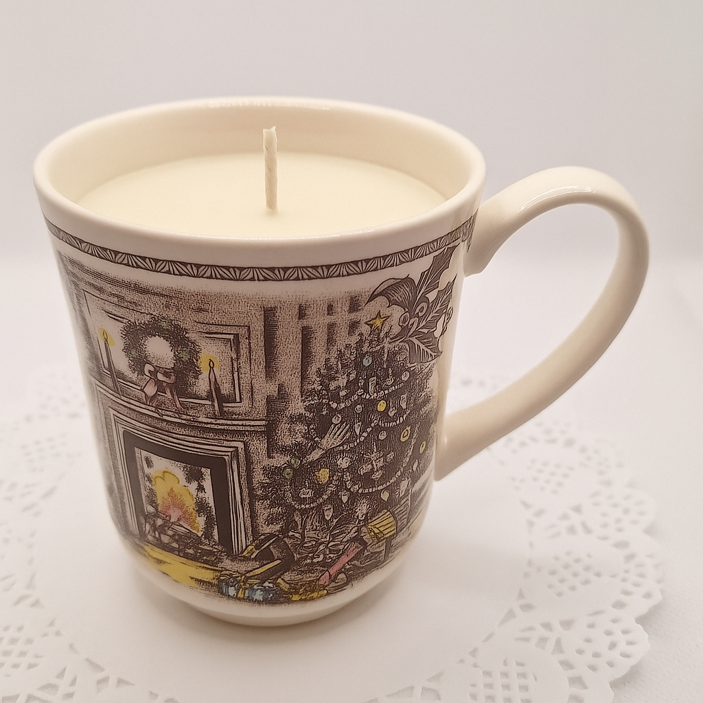 English Christmas Yuletide Mug Soy Wax Candle